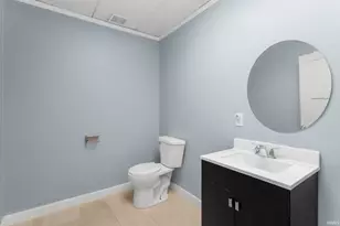 815 N Main St, Mishawaka, IN 46545 - Photo 6