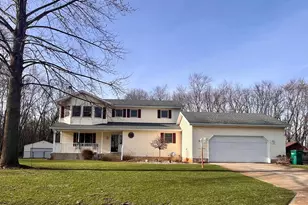 58205 Wayne Ln, South Bend, IN 46619 - Photo 1