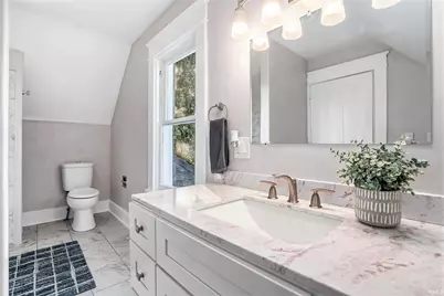 131 E 6th Street, Mishawaka, IN 46544 - Photo 16