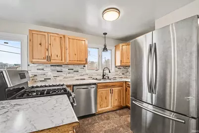 19705 Jewell Avenue, South Bend, IN 46614 - Photo 8