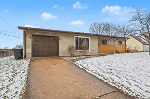 19705 Jewell Ave, South Bend, IN 46614 - Photo 18