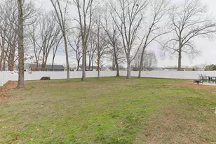 29777 Ashford Dr, Elkhart, IN 46514 - Photo 26