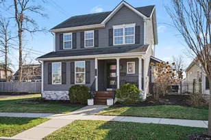 212 S Notre Dame Ave, South Bend, IN 46617 - Photo 4