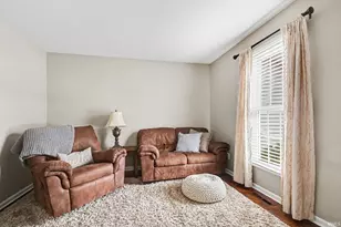 10287 Ashleys Meadow Dr, Granger, IN 46530 - Photo 8