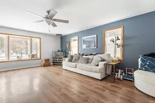 19520 Palisade Ave, South Bend, IN 46637 - Photo 4