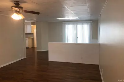 1004 W 6th Street, Mishawaka, IN 46544 - Photo 2