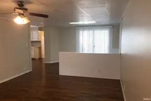 1004 W 6th St, Mishawaka, IN 46544 - Photo 2