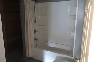 412 W Marion St, Mishawaka, IN 46546 - Photo 8