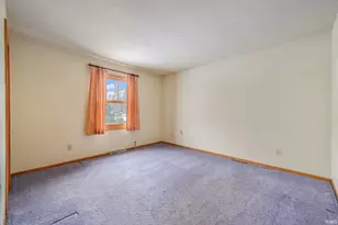 25415 Beth Ann Dr, South Bend, IN 46619 - Photo 20