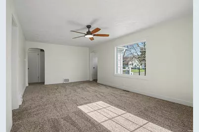 1316 E Beardsley Avenue, Elkhart, IN 46514 - Photo 4