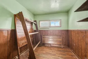 2005 Panama St, Mishawaka, IN 46544 - Photo 10