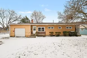 2005 Panama St, Mishawaka, IN 46544 - Photo 1