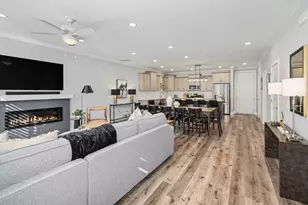 960 N Frances St, South Bend, IN 46617 - Photo 6