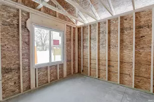 214 N Brookfield St, South Bend, IN 46628 - Photo 8