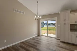 1205 Stacey&apos S Meadow Ln, North Liberty, IN 46554 - Photo 6