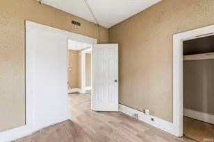 2212 S Michigan St, South Bend, IN 46613 - Photo 24