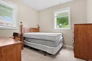 330 N Sunnyside Ave, South Bend, IN 46617 - Photo 18