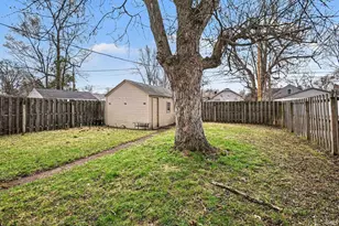 1430 Sorin St, South Bend, IN 46617 - Photo 14