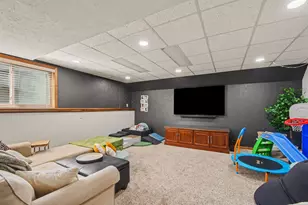 17827 Fox Den Dr, Granger, IN 46530 - Photo 24