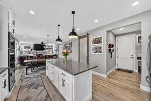 11153 Albany Ridge Dr, Osceola, IN 46561 - Photo 4