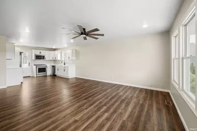 1502 Wilderness Trail, Osceola, IN 46561 - Photo 8