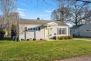 1307 Byron Dr, South Bend, IN 46614 - Photo 2