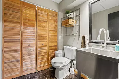 53852 Spring Mill Drive, Elkhart, IN 46514 - Photo 12