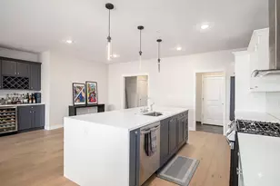 1740 South Bend Ave, South Bend, IN 46637 - Photo 8