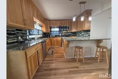 713 E Fairview Avenue, South Bend, IN 46614 - Photo 4