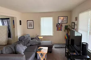 918 E Bowman St, South Bend, IN 46613 - Photo 4