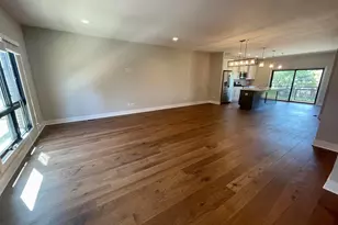 327 S Frances St, South Bend, IN 46617 - Photo 10