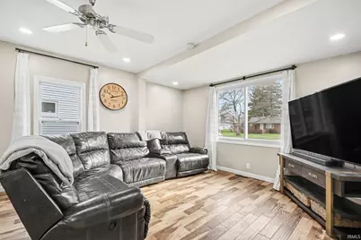 1009 S 26 Street, South Bend, IN 46615 - Photo 6