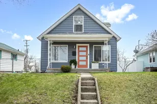 1749 Linden Ave, Mishawaka, IN 46544 - Photo 1
