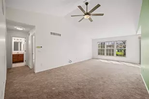 966 Tealwood Ln, South Bend, IN 46614 - Photo 8