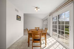 966 Tealwood Ln, South Bend, IN 46614 - Photo 16