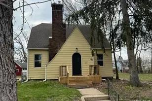 1310 N Brookfield St, South Bend, IN 46628 - Photo 1