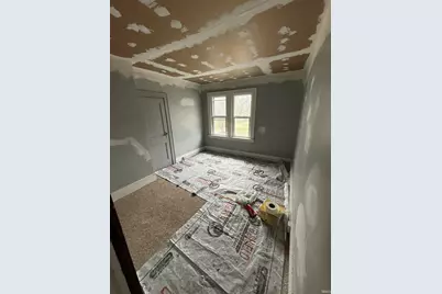 613 E Broadway Street, South Bend, IN 46601 - Photo 8