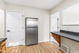 1002 E Broadway St, Mishawaka, IN 46545 - Photo 8
