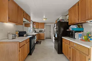 1101 N Huntington St, Syracuse, IN 46567 - Photo 12