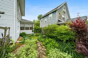 210 Wakewa Ave, South Bend, IN 46617 - Photo 28