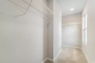 23179 Rumford Dr, South Bend, IN 46628 - Photo 12