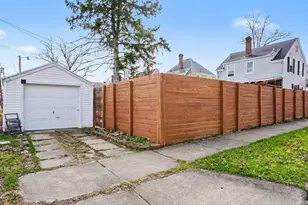 1901 E Donald St, South Bend, IN 46613 - Photo 14