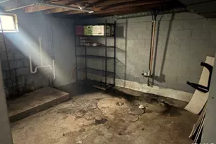 1738 N Brookfield St, South Bend, IN 46628 - Photo 10