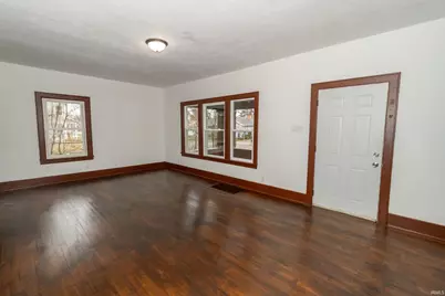 626 E Dubail Avenue, South Bend, IN 46613 - Photo 4