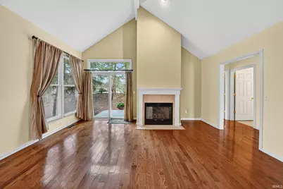 1342 Bridge Water Way, Mishawaka, IN 46545 - Photo 6
