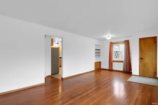 807 E Hively Ave, Elkhart, IN 46517 - Photo 6