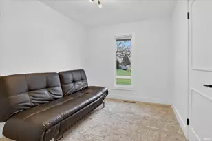 53827 Needles Ct, Elkhart, IN 46514 - Photo 14