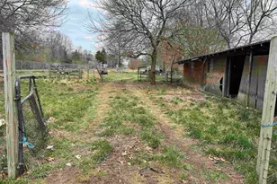 24585 Fillmore Rd, South Bend, IN 46619 - Photo 26