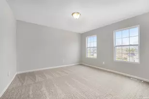 50695 Hunters Edge Dr, Elkhart, IN 46514 - Photo 12