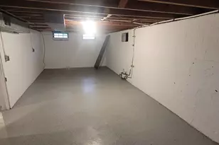 525 W Angela Blvd, South Bend, IN 46617 - Photo 12